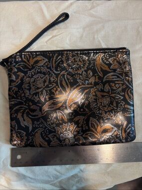 Patricia Nash Floral Metallic Wristlet
